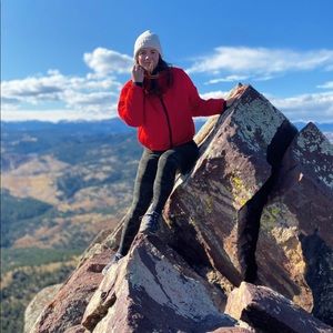 Meet your Posher, Sara